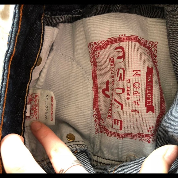 Hello kitty X evisu lowcut jeans - Picture 3 of 4